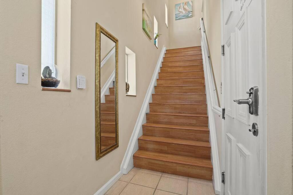 Beautiful Spacious House 2Br / 4Br In Silver Terrace San Francisco Eksteriør bilde