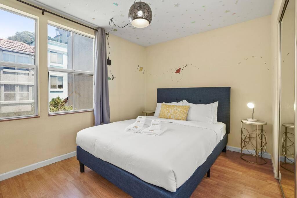 Beautiful Spacious House 2Br / 4Br In Silver Terrace San Francisco Eksteriør bilde