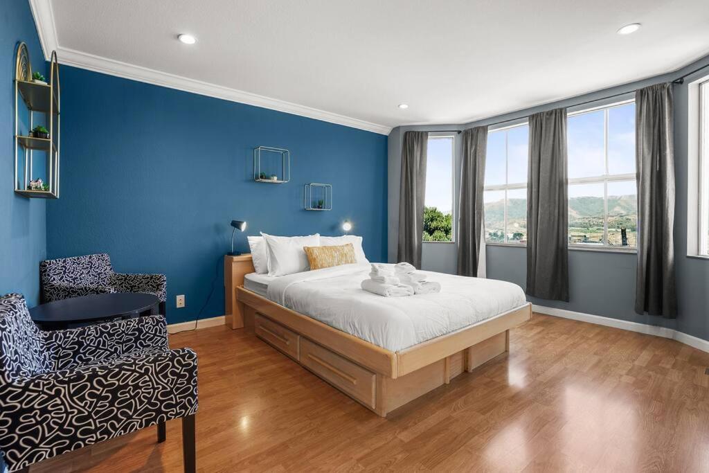 Beautiful Spacious House 2Br / 4Br In Silver Terrace San Francisco Eksteriør bilde